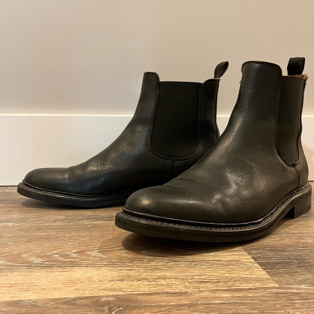 Men’s Frye Chelsea Boot - Picture 3 of 3